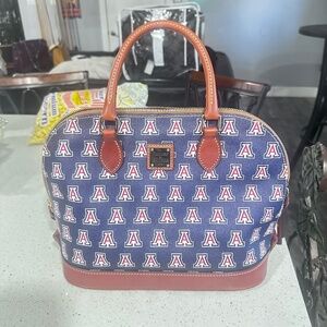 Dooney & Bourke